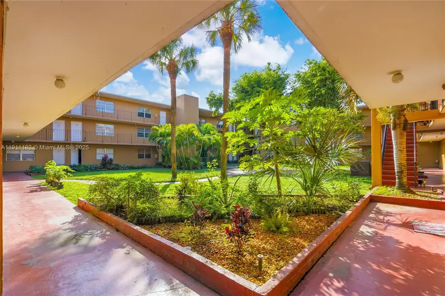 1330 W 54th St #302C, Hialeah, FL 33012 - Image #2