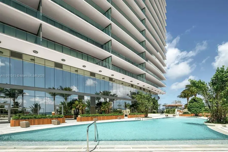 18975 Collins Ave #3104, Sunny Isles Beach, FL 33160 - Image #2