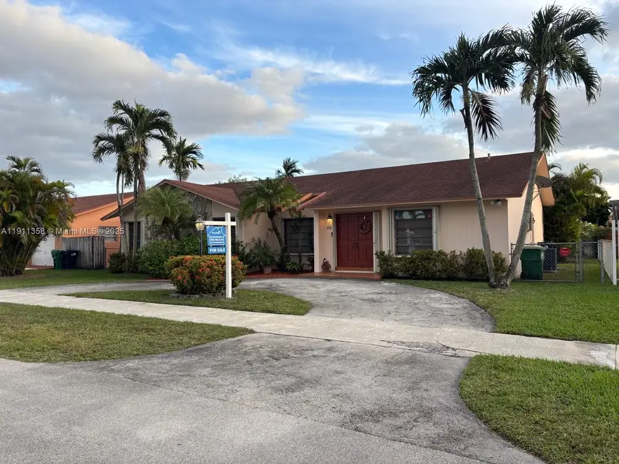 9730 SW 5th St, Miami, FL 33174 - Image #3