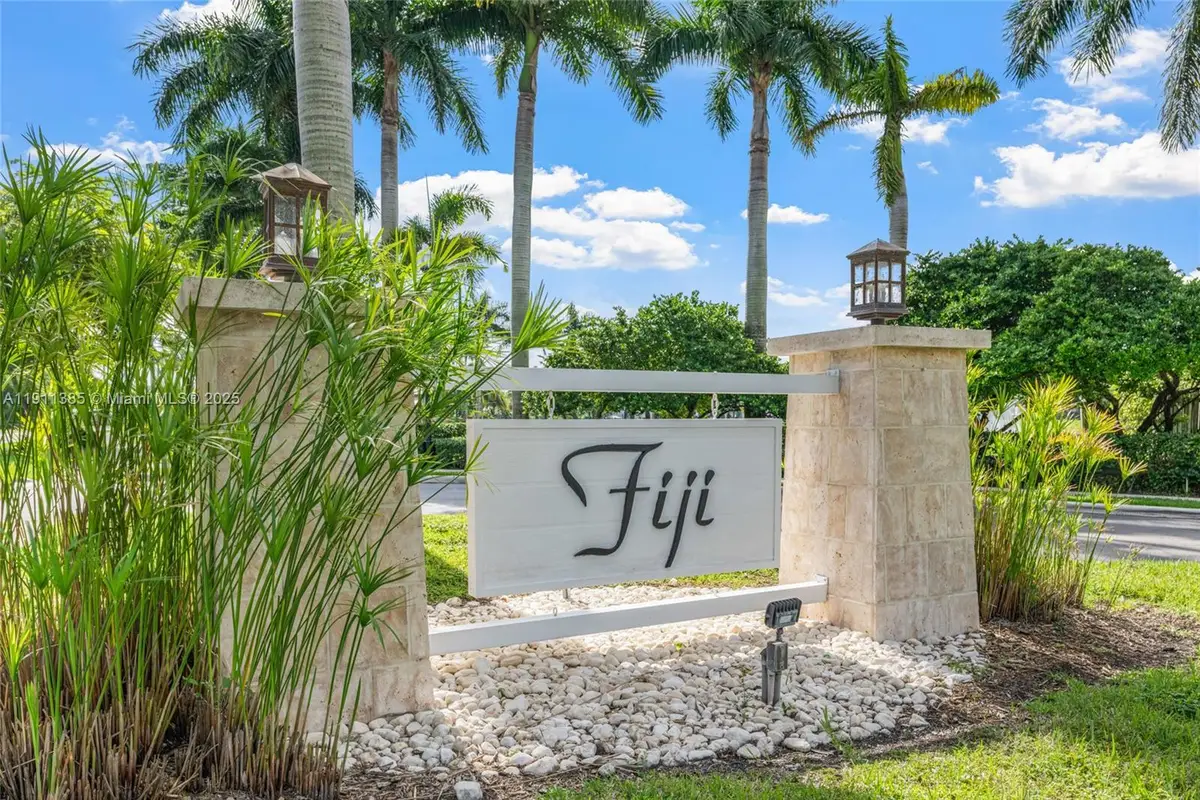 230 SE 29th Ave #21, Homestead, FL 33033 - Image #1