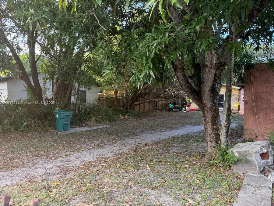 253 NW 46th St, Miami, FL 33127 - Image #2