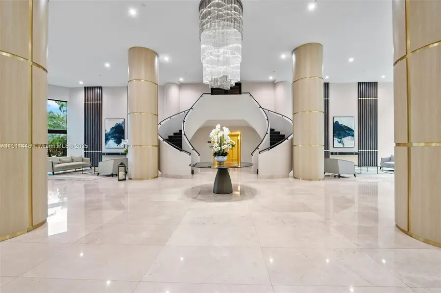 3500 Mystic Pointe Dr #1007, Aventura, FL 33180 - Image #2