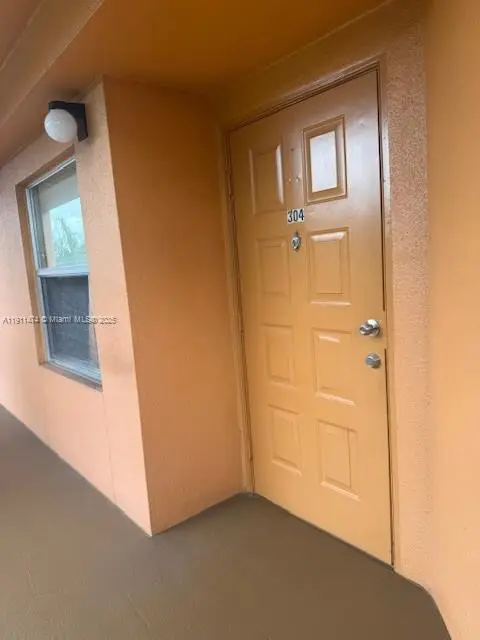 601 SW 142nd Ave #304Q, Pembroke Pines, FL 33027 - Image #3