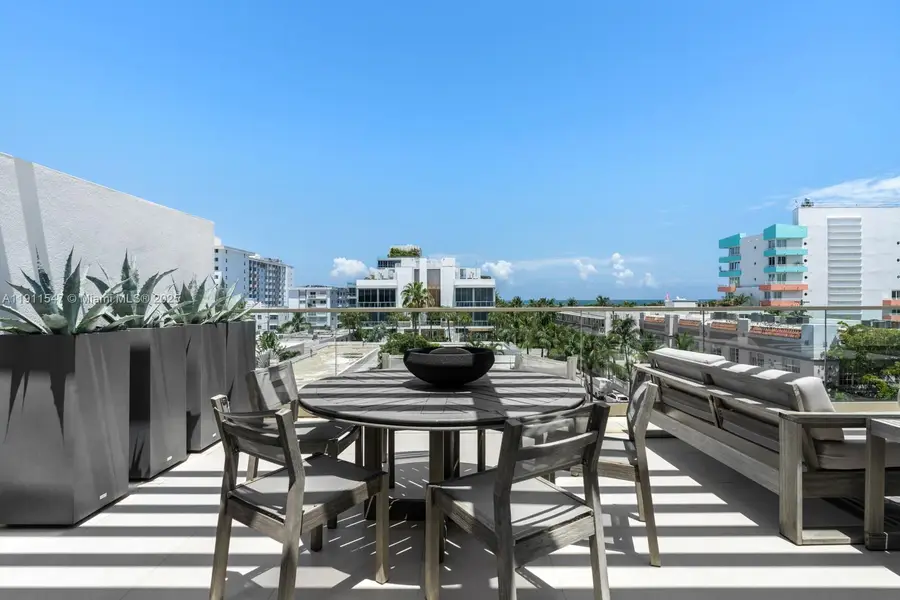 300 Collins Ave #PH3, Miami Beach, FL 33139 - Image #2
