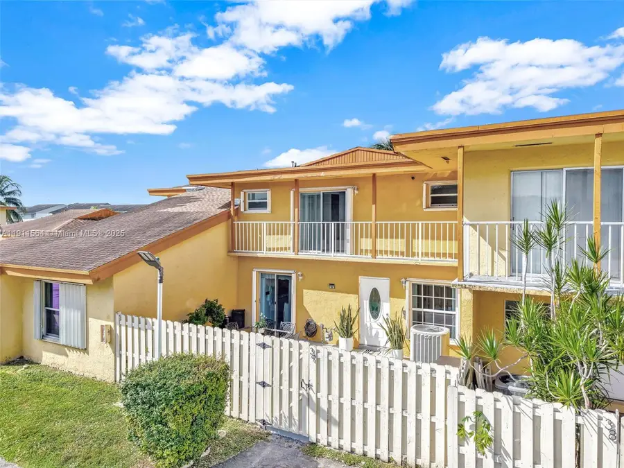 8330 SW 154th Ave #39, Miami, FL 33193 - Image #2