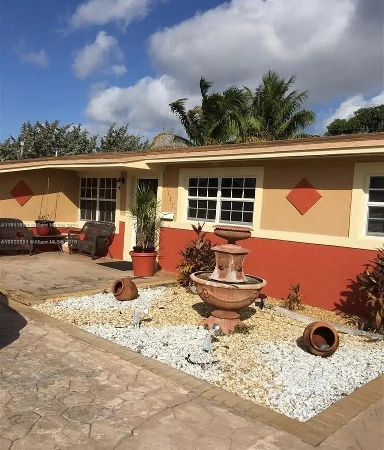 1315 NW 196th Ter, Miami Gardens, FL 33169 - Image #1