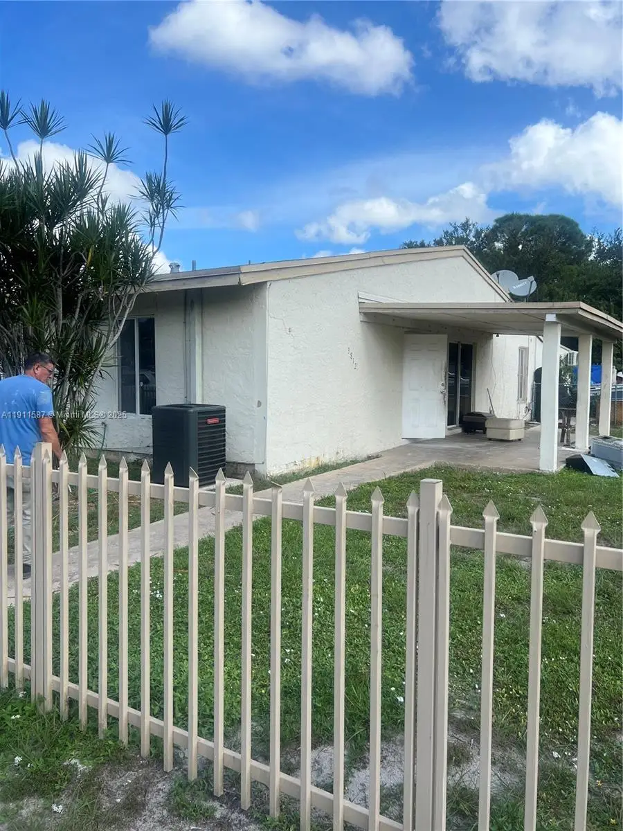 3812 NW 213th St, Miami Gardens, FL 33055 - Image #1