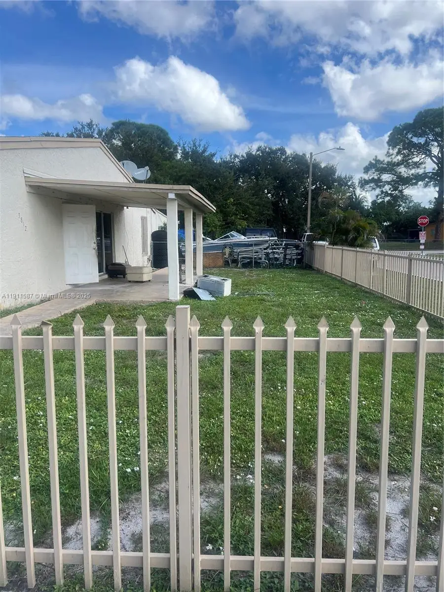 3812 NW 213th St, Miami Gardens, FL 33055 - Image #3