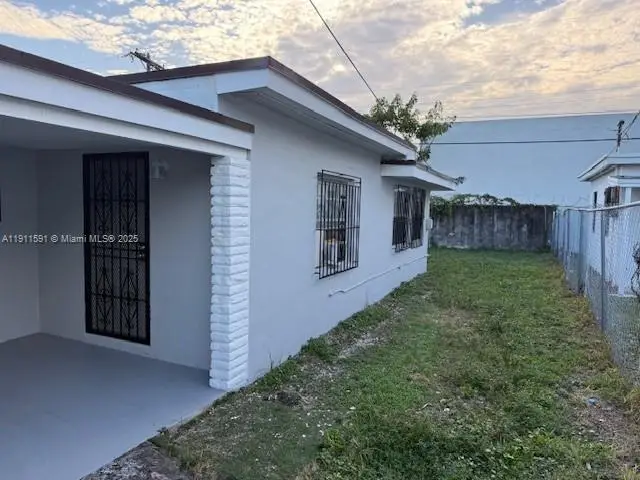 6920 NW 6th Ct, Miami, FL 33150 - Image #2