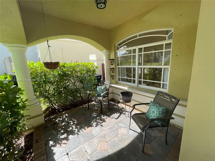 20774 SW 90th Pl, Cutler Bay, FL 33189 - Image #3