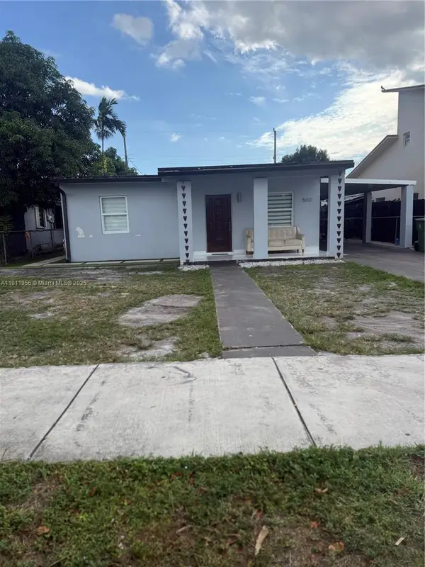 580 E 44th St, Hialeah, FL 33013