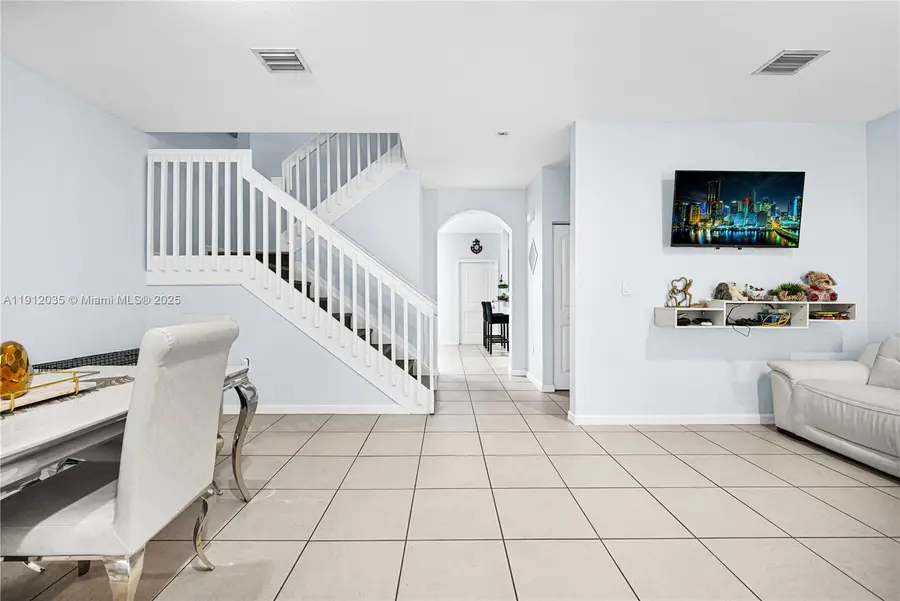 27534 SW 140th Ave, Homestead, FL 33032 - Image #2