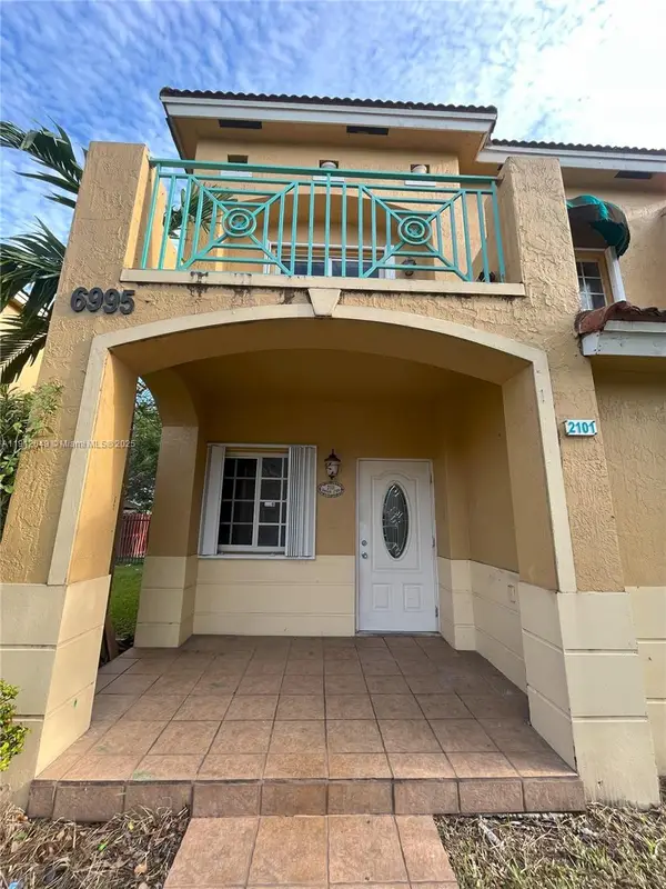 6995 NW 173rd Dr #2101, Hialeah, FL 33015
