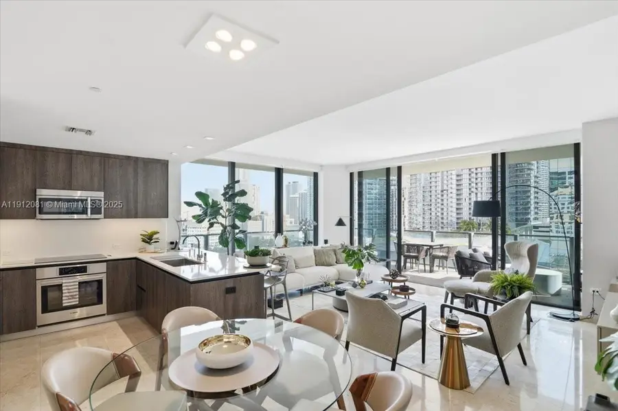 88 SW 7th St #1111, Miami, FL 33130 - Image #3