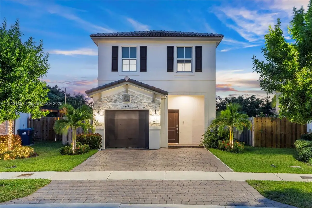 2423 NW 131st Cir, Miami, FL 33167 - Image #1