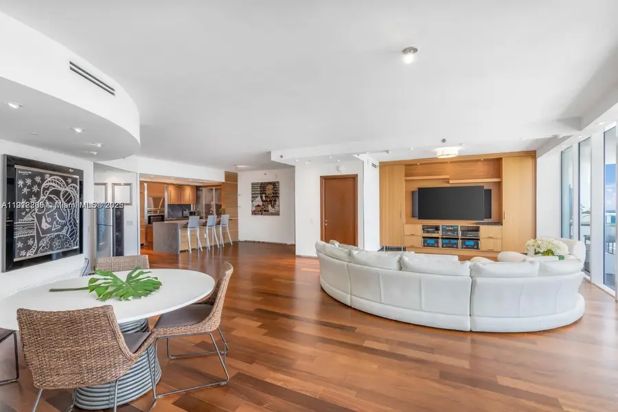 450 Alton Rd #3303, Miami Beach, FL 33139 - Image #3