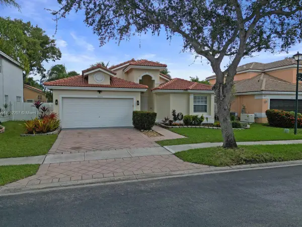 13705 NW 22nd St, Sunrise, FL 33323