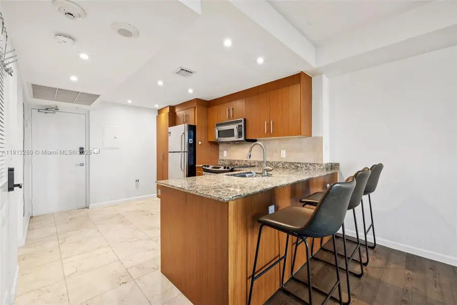 10275 Collins Ave #402, Bal Harbour, FL 33154 - Image #3