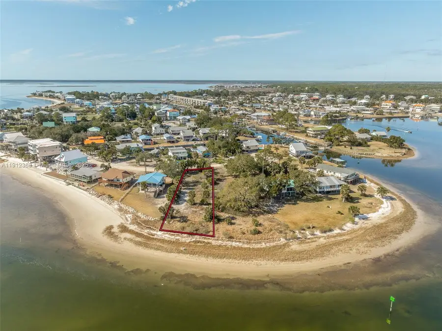 197 Beaty Taff Dr, East Wakulla, FL 32327 - #2