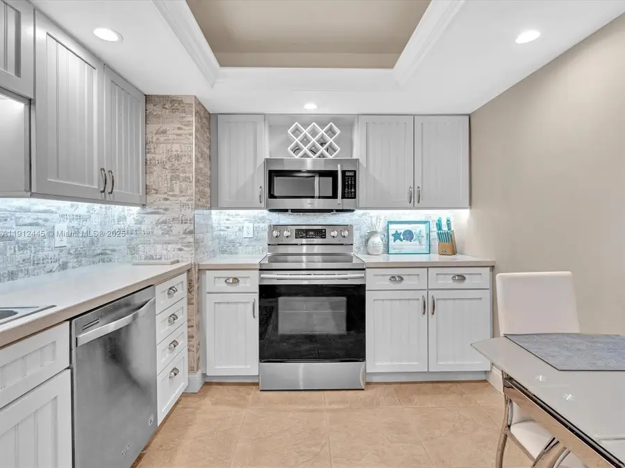 1150 Hillsboro Mile #408, Hillsboro Beach, FL 33062 - Image #2