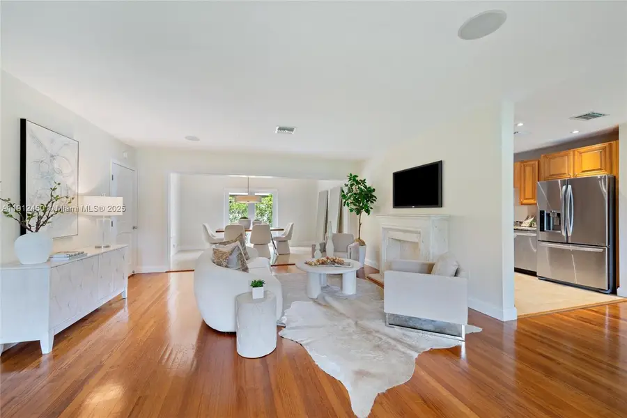 5620 Alhambra Cir, Coral Gables, FL 33146 - Image #3