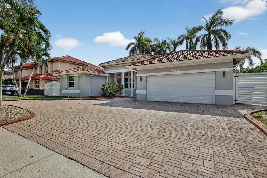 16432 NW 12th St, Pembroke Pines, FL 33028 - Image #3