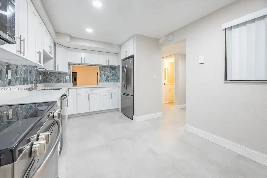 6563 Racquet Club Dr #124, Lauderhill, FL 33319 - Image #3