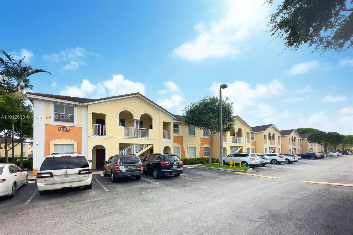 1658 SE 28th Ct #200, Homestead, FL 33035 - Image #1