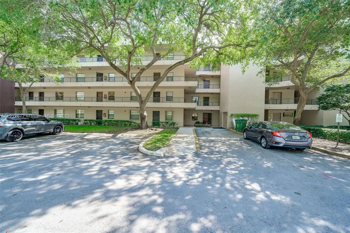 10501 W Broward Blvd #104, Plantation, FL 33324 - Image #1