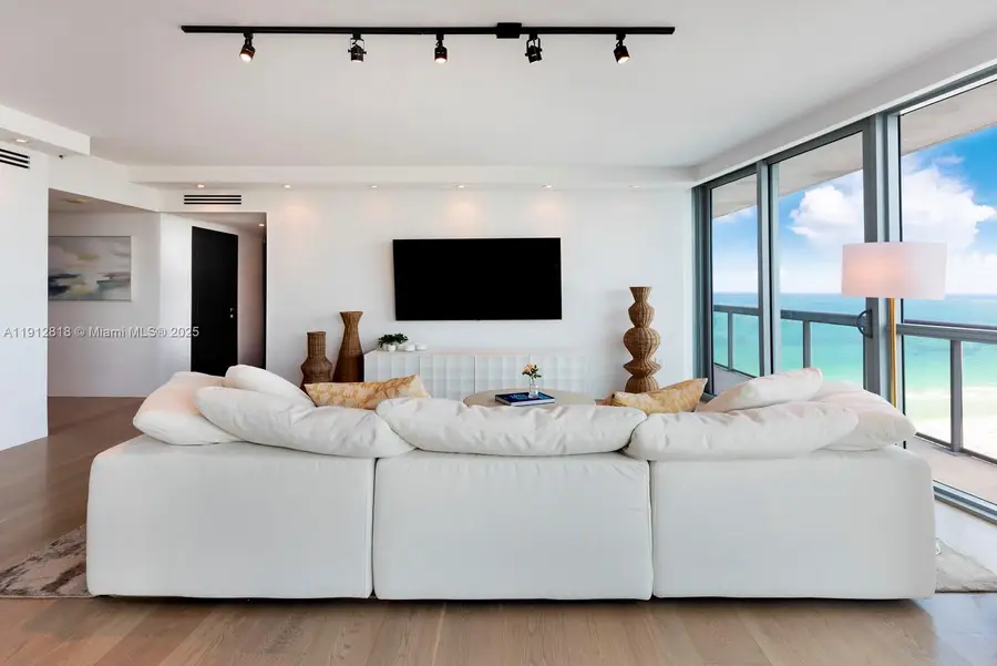101 20th St #3006, Miami Beach, FL 33139 - Image #3