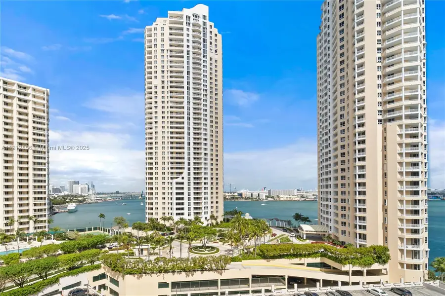 540 Brickell Key Dr #1406, Miami, FL 33131 - Image #3