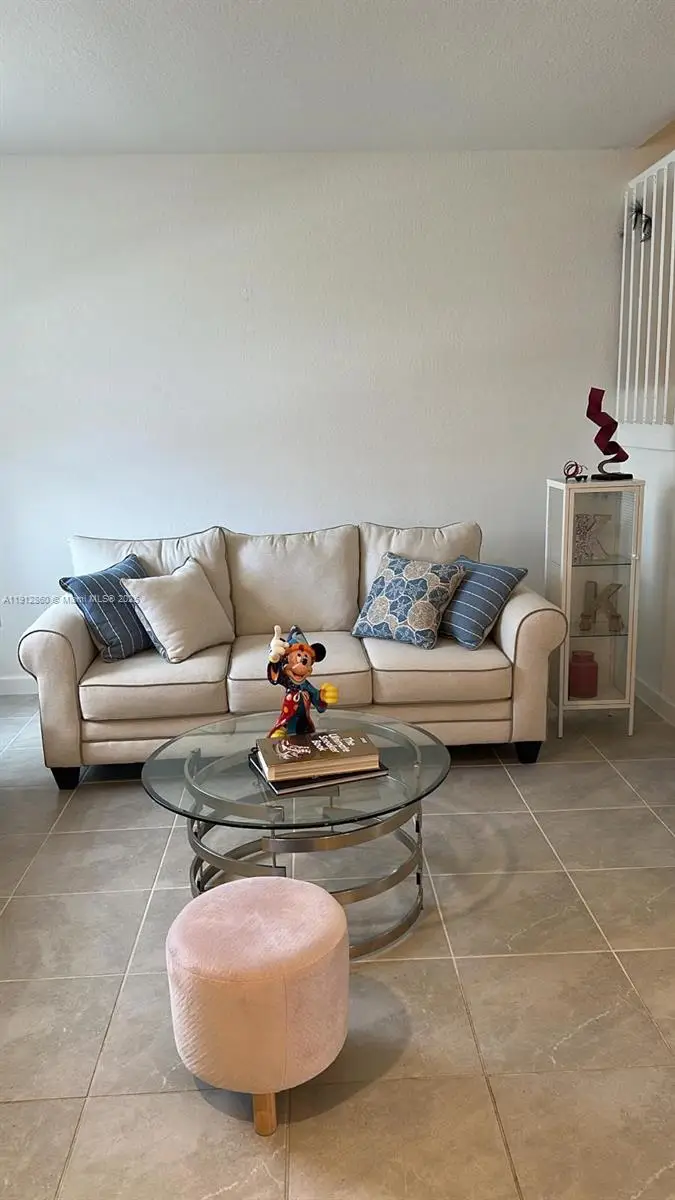 12221 NW 23rd Pl, Miami, FL 33167 - Image #2