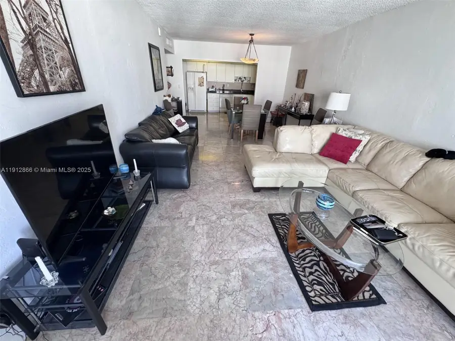 19390 Collins Ave #1608, Sunny Isles Beach, FL 33160 - Image #3