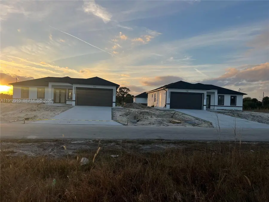 914 Manresa Ave S, Lehigh Acres, FL 33974 - Image #3