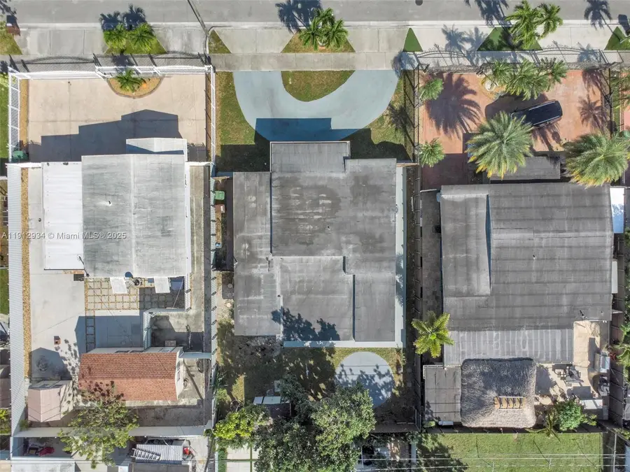 342 W 37th St, Hialeah, FL 33012 - Image #2