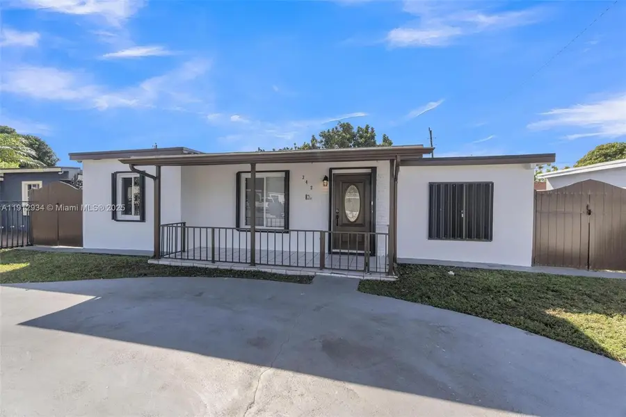 342 W 37th St, Hialeah, FL 33012 - Image #3