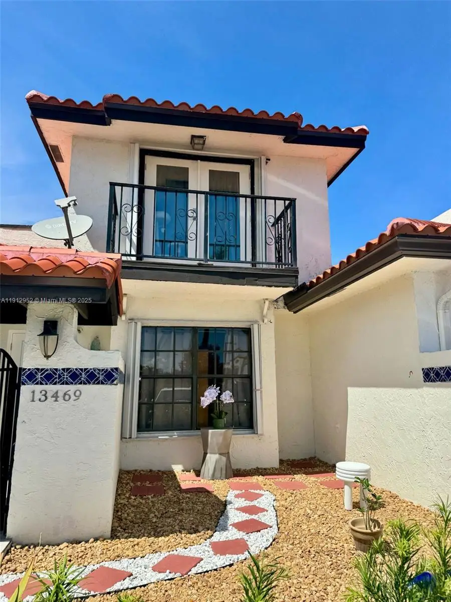 13469 Fountain View Blvd, Wellington, FL 33414 - Image #1