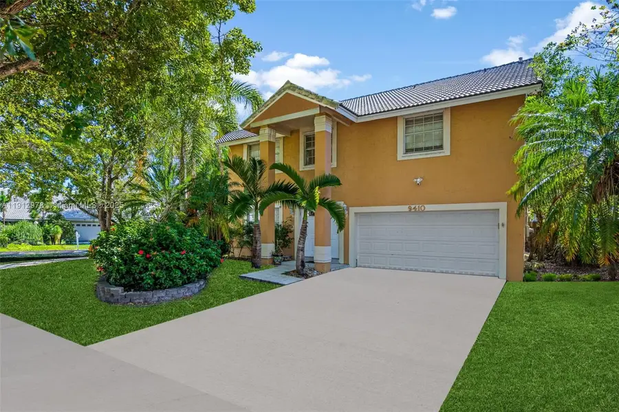 9410 SW 212th Ter, Cutler Bay, FL 33189 - Image #2