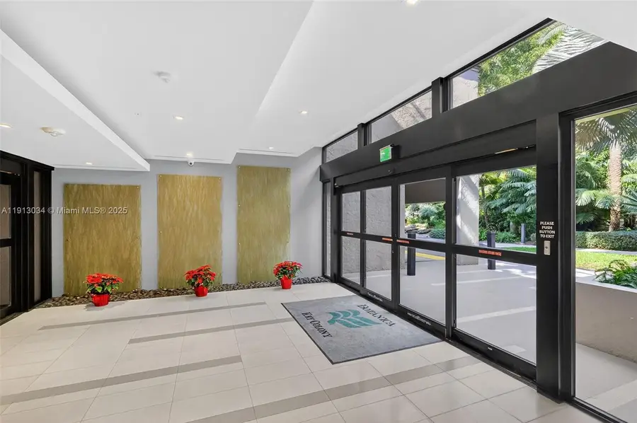 181 Crandon Blvd #106, Key Biscayne, FL 33149 - Image #2