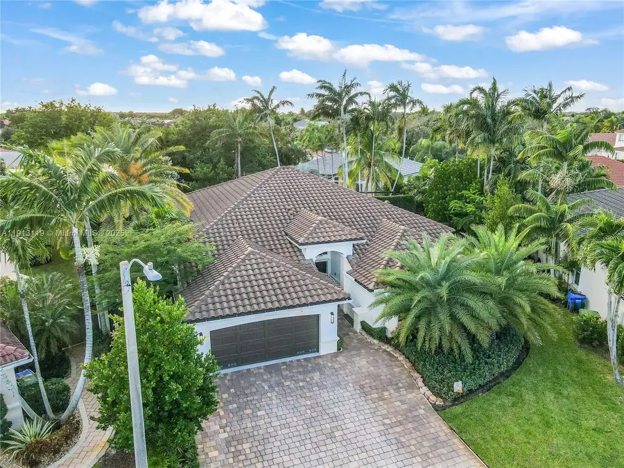 2310 NW 189th Ave, Pembroke Pines, FL 33029 - Image #3