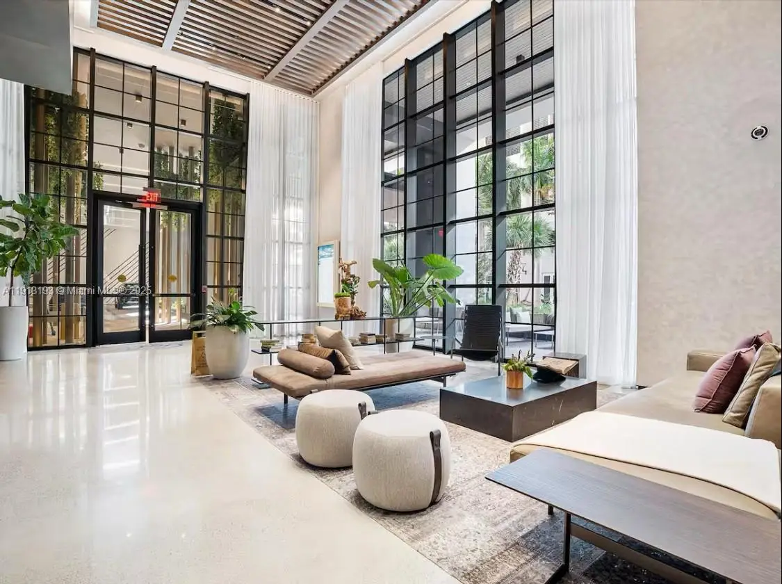 159 NE 6th St #4612, Miami, FL 33132 - Image #1