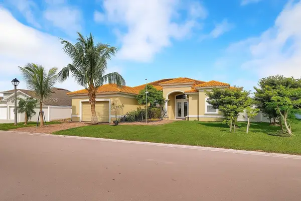 20831 Copperhead Drive, Lehigh Acres, FL 33936