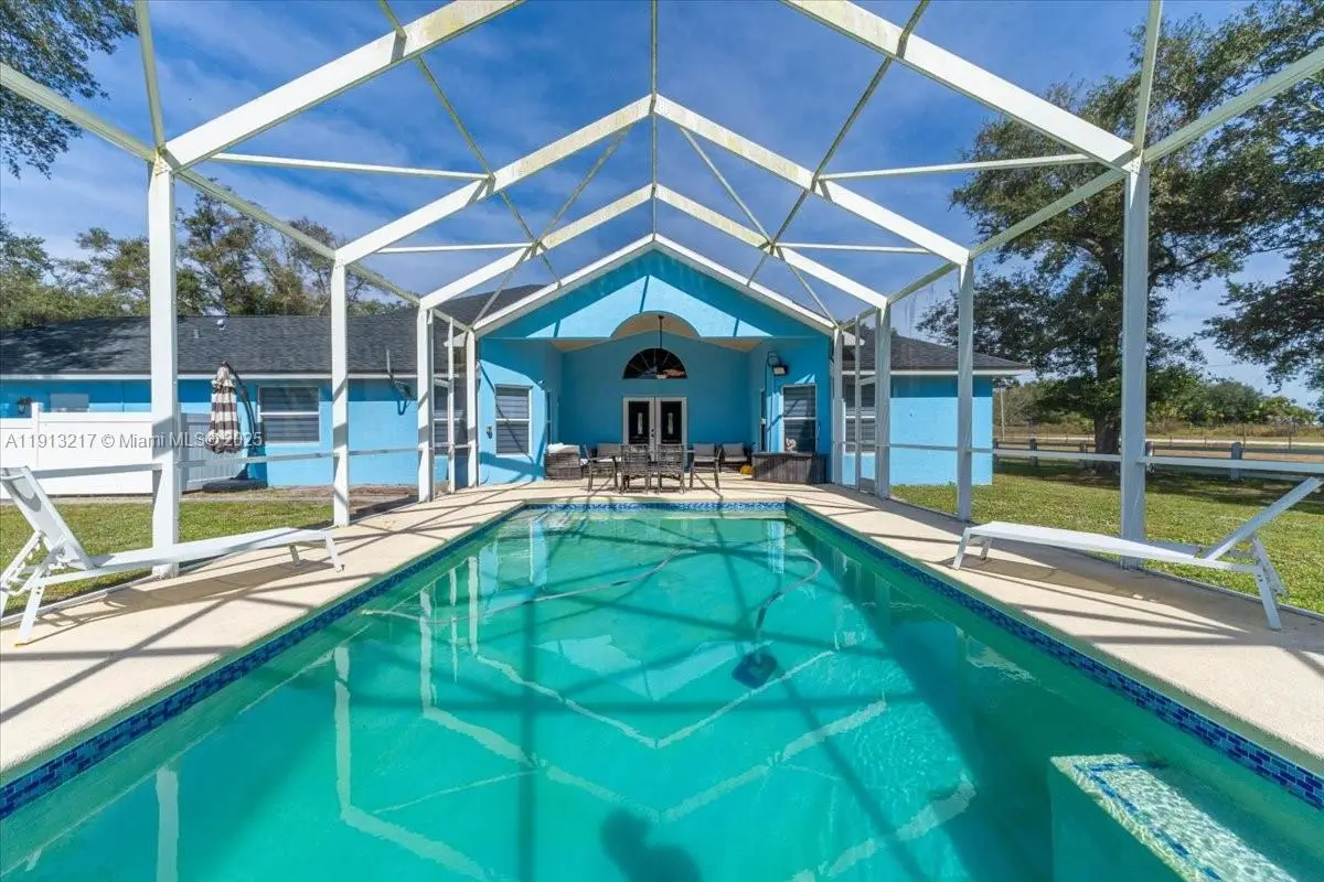 18 NW 144th Dr, Okeechobee, FL 34972 - Image #1