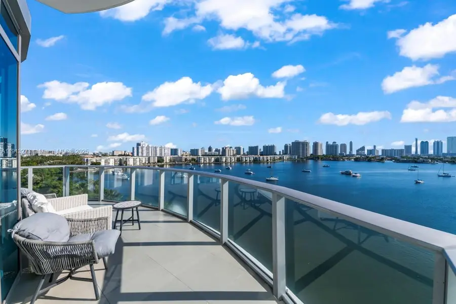 17301 Biscayne Blvd #811, North Miami Beach, FL 33160 - Image #2