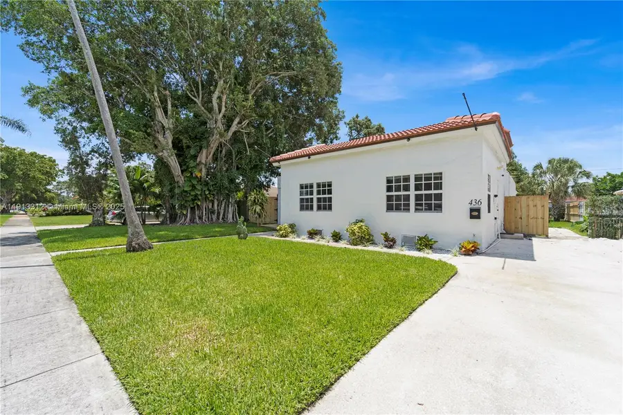 436 Evergreen Dr, Lake Park, FL 33403 - Image #3