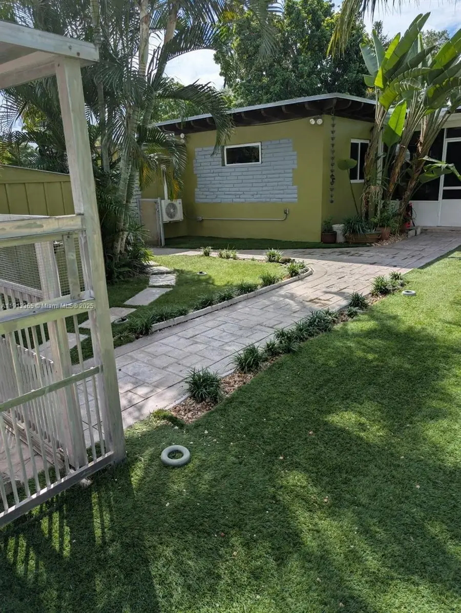 270 NW 106th St, Miami, FL 33150 - Image #2
