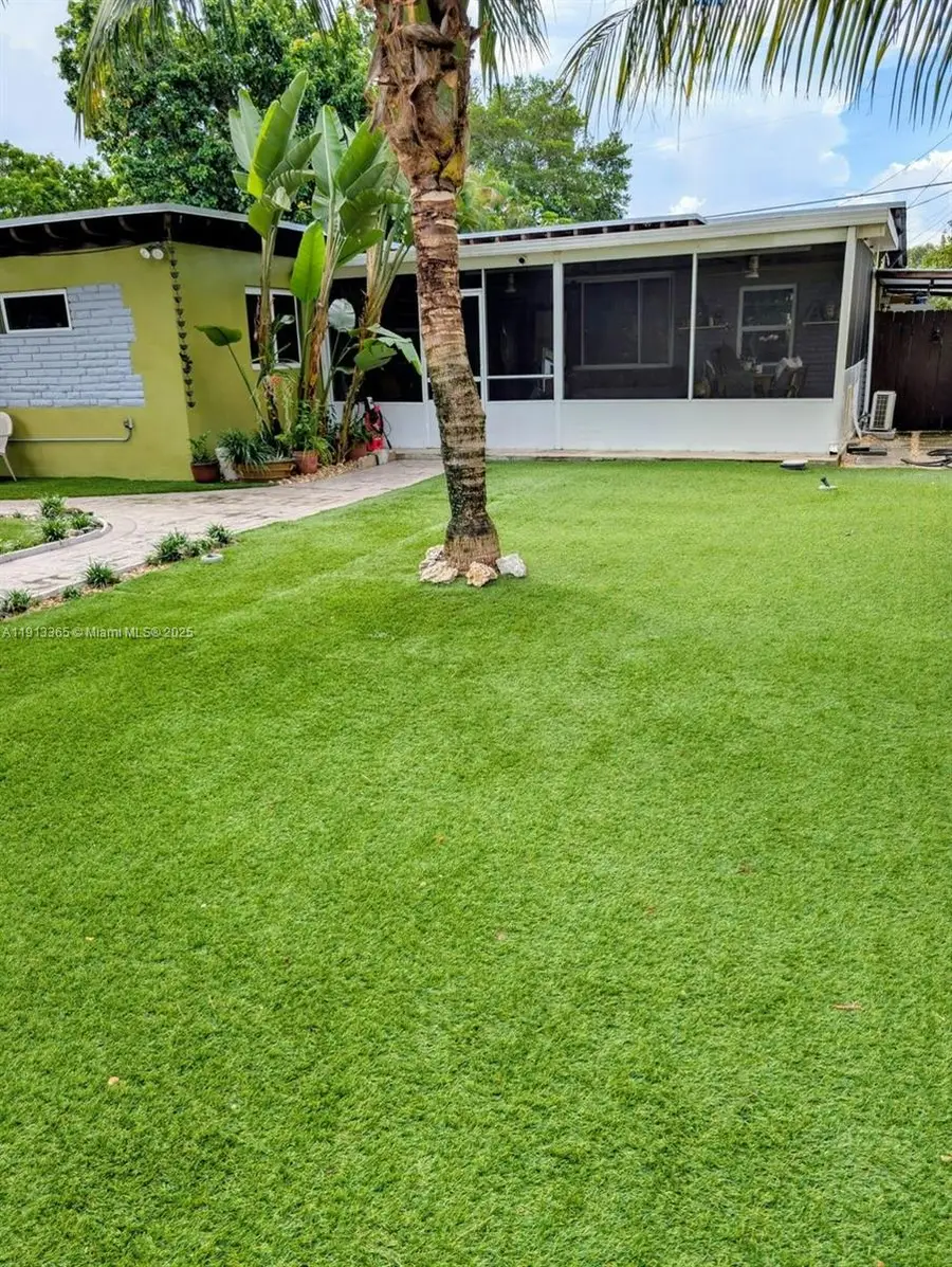 270 NW 106th St, Miami, FL 33150 - Image #3