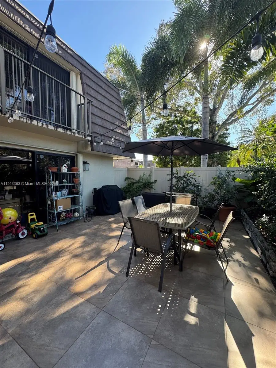 7124 71st Way, West Palm Beach, FL 33407 - Image #2