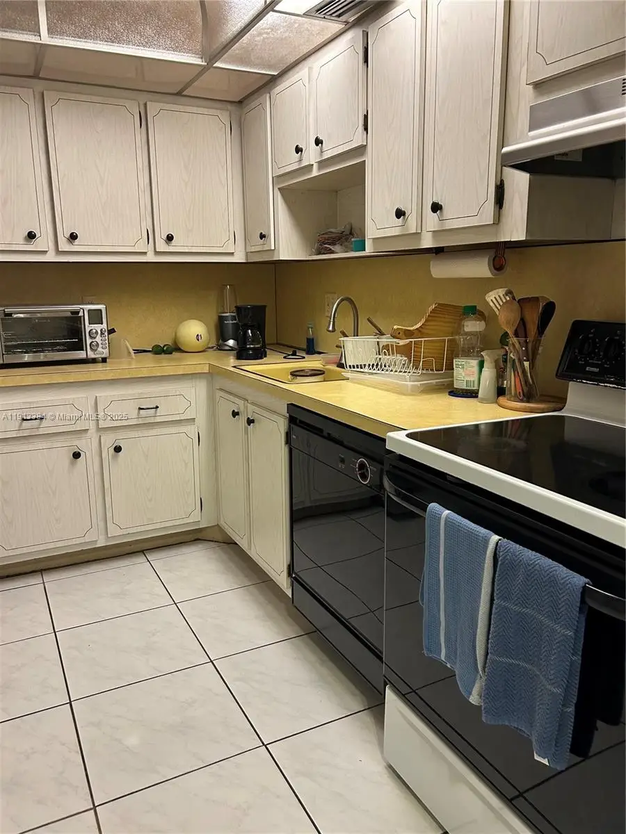 8120 SW 24th St #206, North Lauderdale, FL 33068 - Image #2