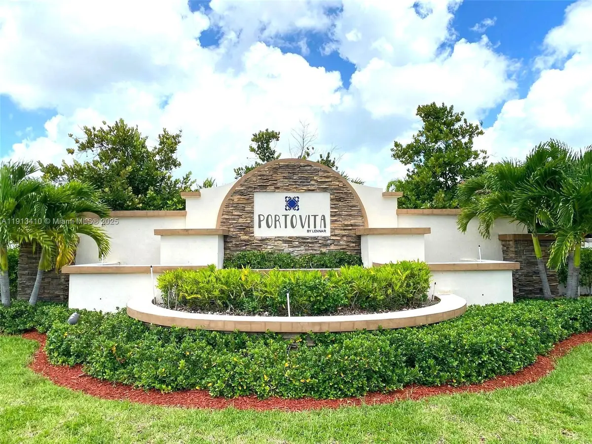 2490 SE 1st St, Homestead, FL 33033 - Image #1